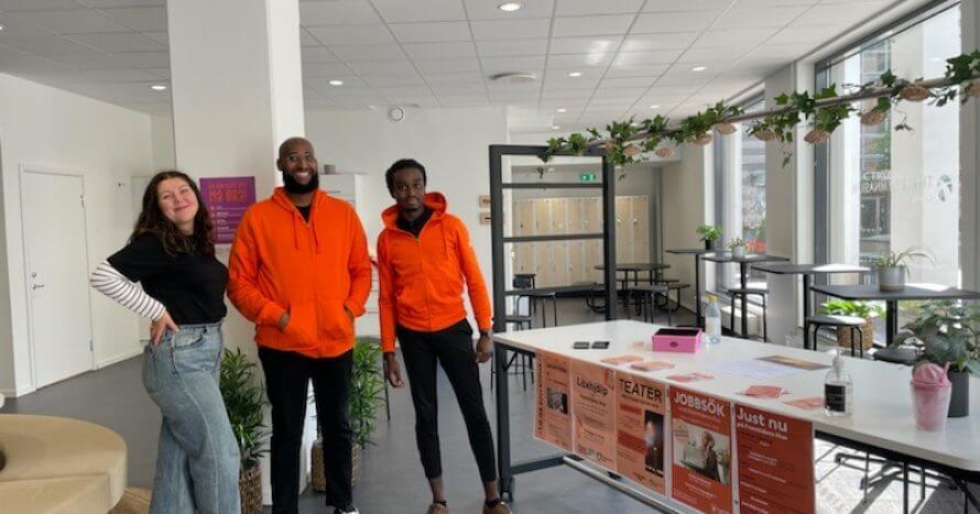 Personal från Framtidens hus på besök i skolan